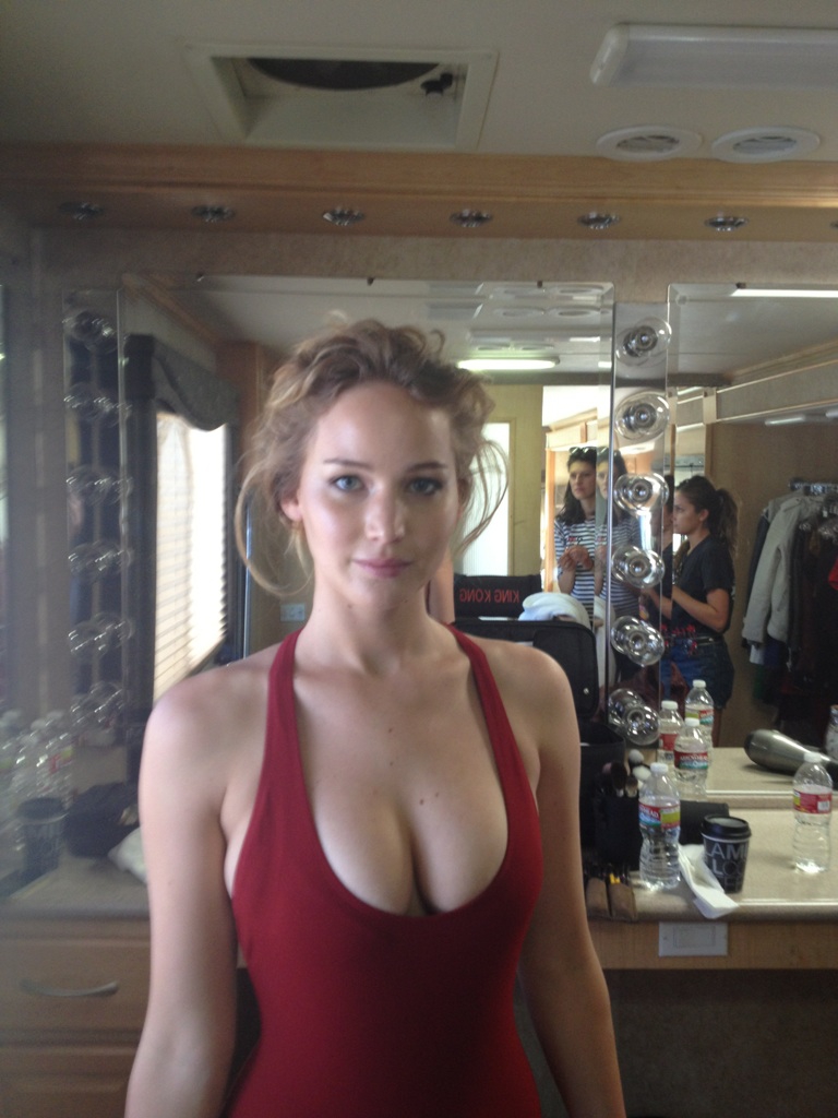 Jennifer Lawrence desnuda porno