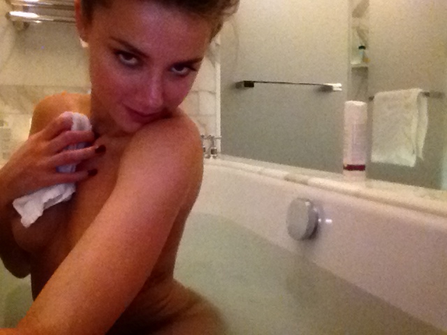 Amber Heard desnudo