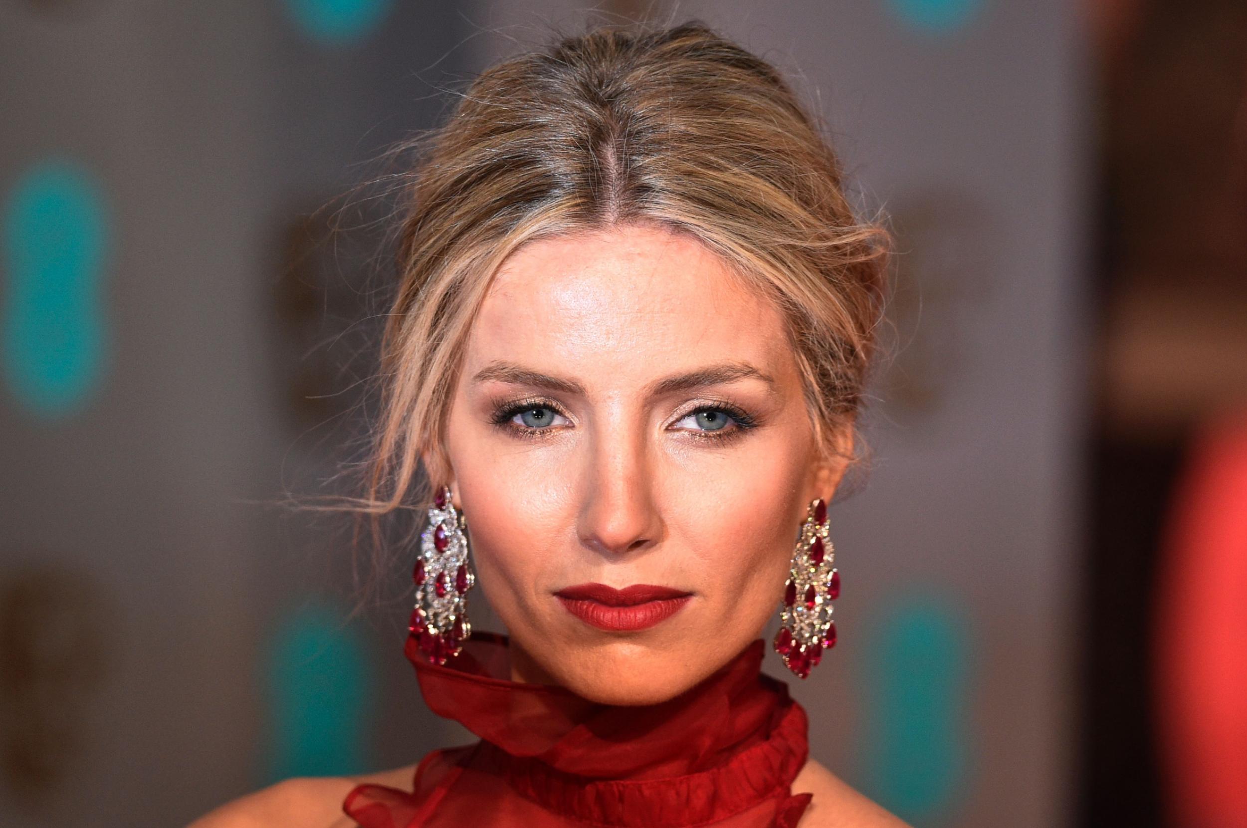 Las fotos de Annabelle Wallis al DESNUDO! – Filtradas Famosas