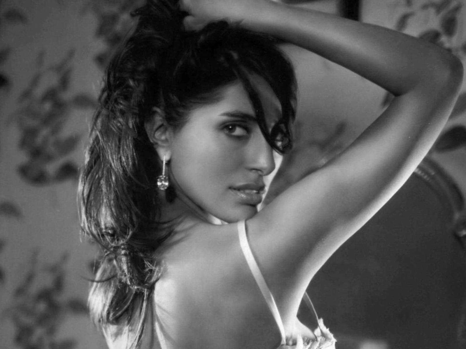 18+) Filtran fotos de Caterina Murino DESNUDA – Filtradas Famosas