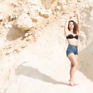 Erika Sanz desnuda sus tetas perfectas, coño [Fotos, Vídeos]