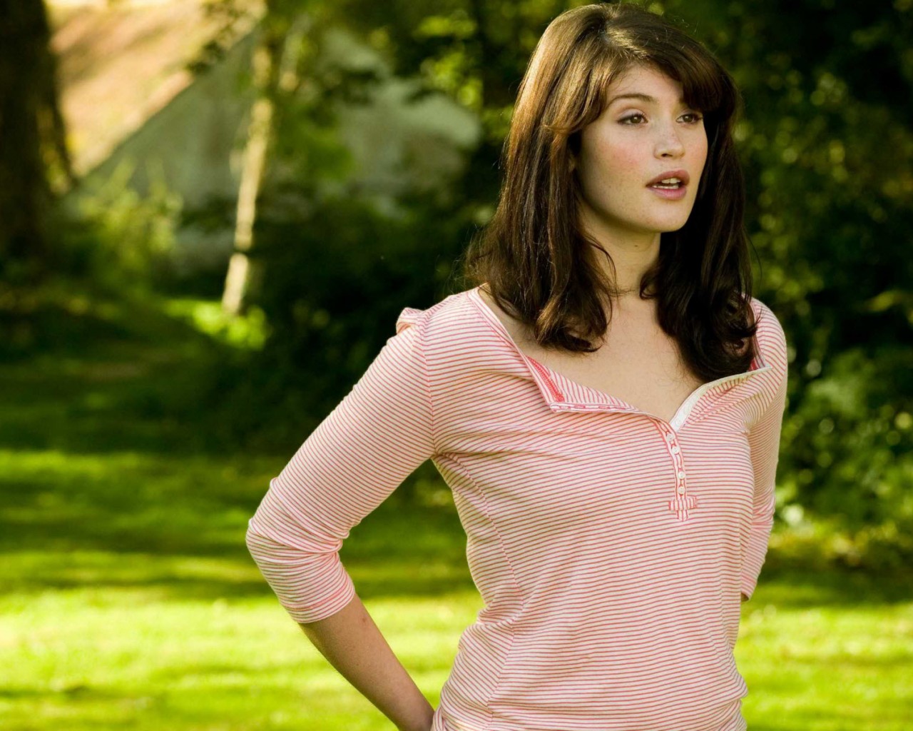 Gemma Arterton Desnuda Sexy y Masturbandose – Filtradas Famosas