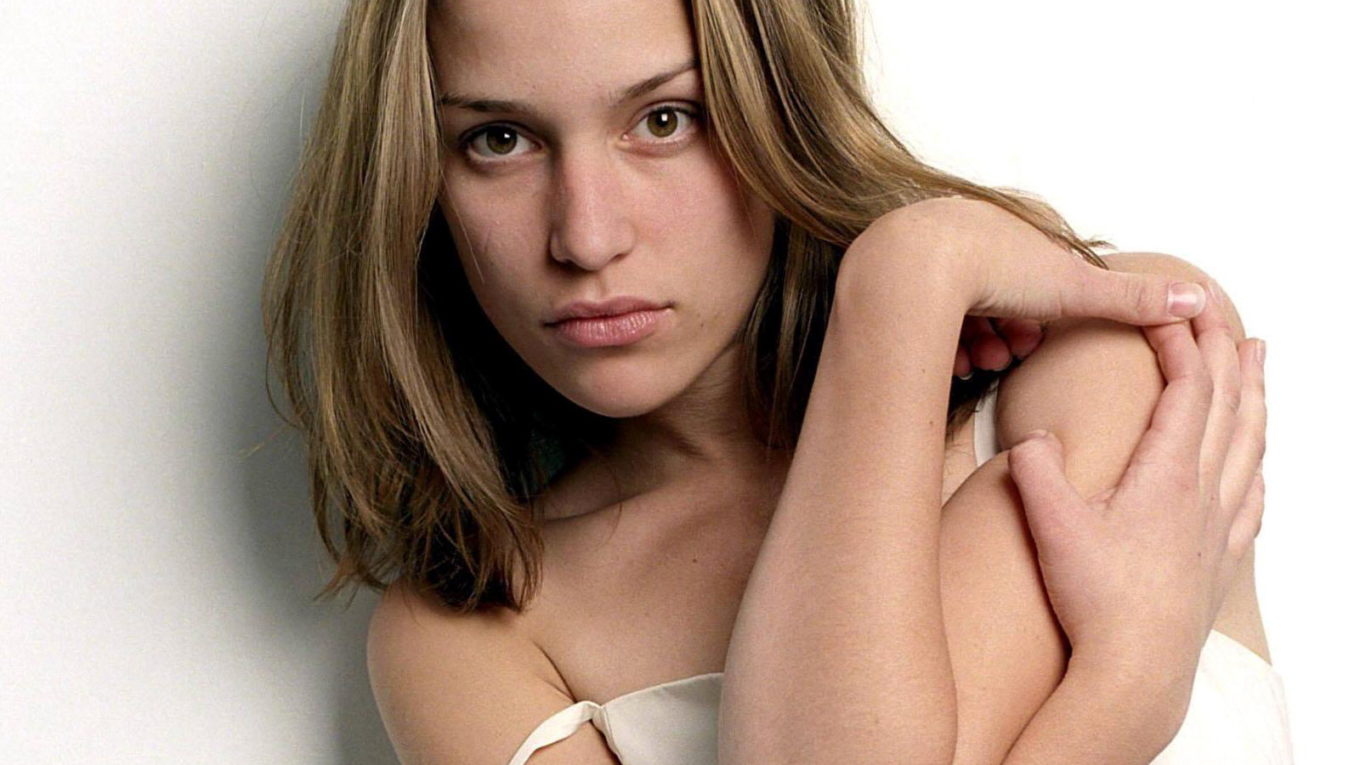 Piper perabo xxx